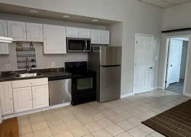 Property at 32 Hinckley St, Somerville, MA, 02145, 0 beds, 1 bath, [object Object]