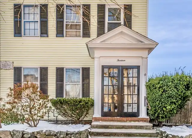 Property at 13 Washington St Unit 1, Beverly, MA, 01915, 2 beds, 1 bath, [object Object]