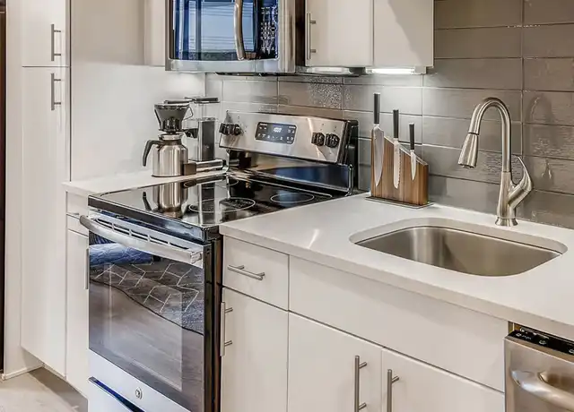 Property at 1610 E 6th St Unit 10282, Austin, TX, 78702, 2 beds, 2 baths, [object Object]