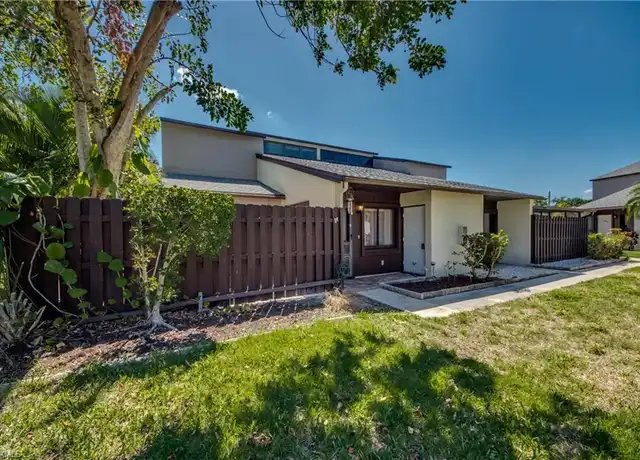Property at 12920 Sandpoint Ct, Fort Myers, FL, 33919, 2 beds, 2 baths, [object Object]