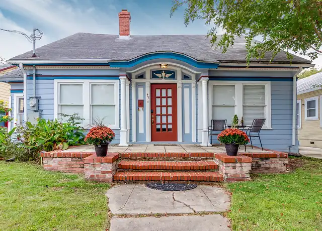 Property at 418 E Myrtle St Unit 2, San Antonio, TX, 78212, 3 beds, 2 baths, [object Object]