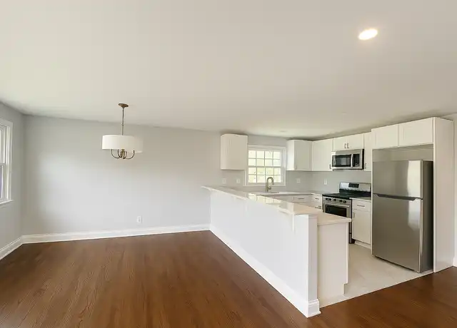 Property at 5 Oak Ter Unit 16A, Somerville, NJ, 08876, 2 beds, 1 bath, [object Object]