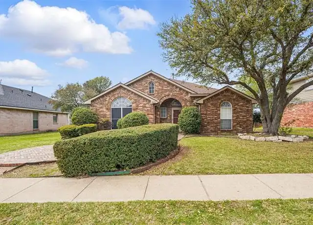 Property at 823 Ashley Pl, Mesquite, TX, 75181, 5 beds, 2 baths, [object Object]