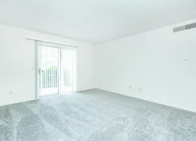 Property at 300 Southwood Park Pl, Nashville, TN, 37217, 1-2 bed, 1-1.5 bath, [object Object]
