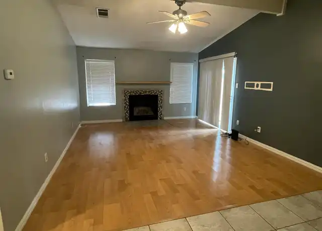 Property at 512 Eberhart Ln, Austin, TX, 78745, 2 beds, 2 baths, [object Object]