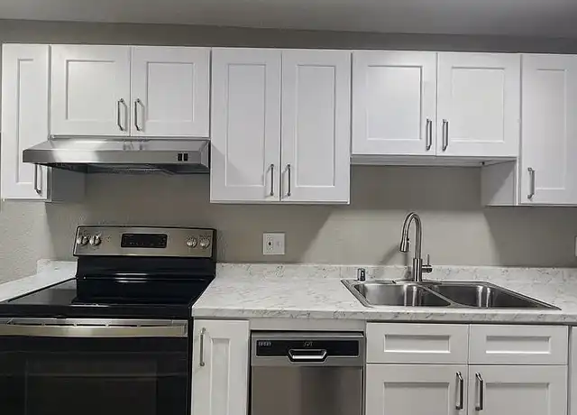 Property at Florence Apartments - 422 Tacoma Ave S, Tacoma, WA, 98402, 0 beds, 1 bath, [object Object]