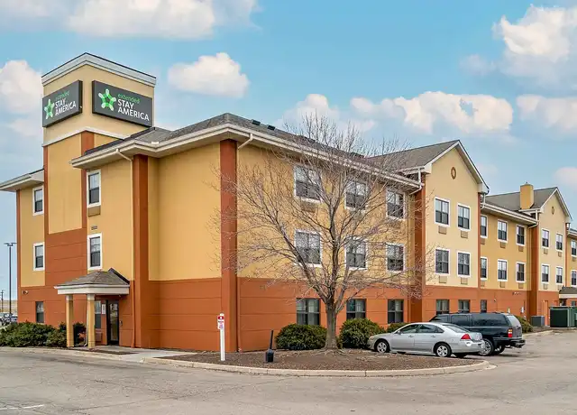 Property at Detroit - Roseville - 20200 E Thirteen Mile Rd, Roseville, MI, 48066, 0 beds, 1 bath, [object Object]