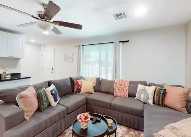 Property at 6241 S 14th Pl, Phoenix, AZ, 85042, 5 beds, 2 baths, [object Object]