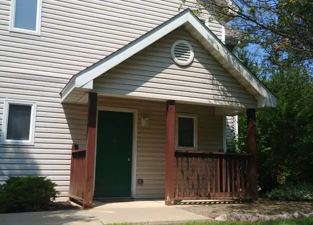 Property at 1315 High St Unit 114, Wadsworth, OH, 44281, 2 beds, 2.5 baths, [object Object]