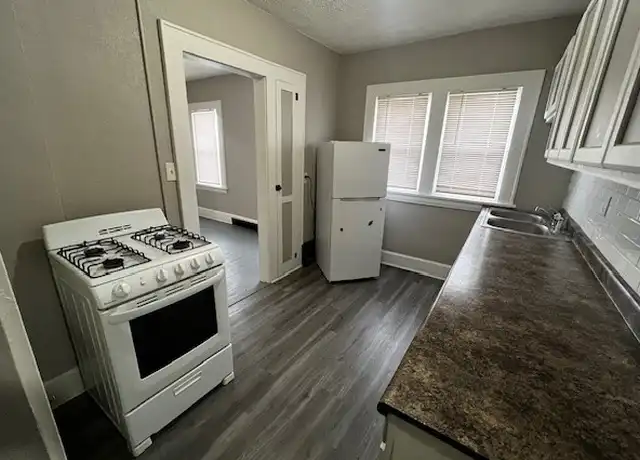 Property at 633 Brown St, Akron, OH, 44311, 2 beds, 1 bath, [object Object]
