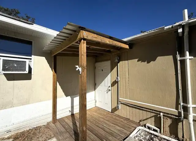 Property at 8239 Suncoast Dr, North Fort Myers, FL, 33917, 1 bed, 1 bath, [object Object]