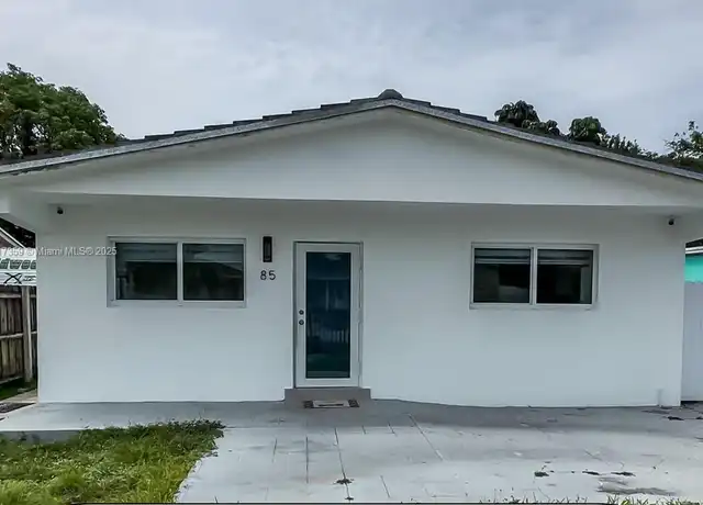 Property at 85 W 33rd St, Hialeah, FL, 33012, 3 beds, 2 baths, [object Object]