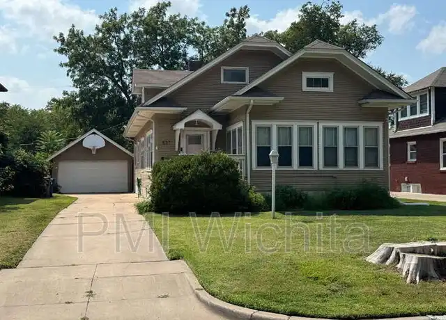Property at 537 N Crestway St, Wichita, KS, 67208, 3 beds, 2 baths, [object Object]