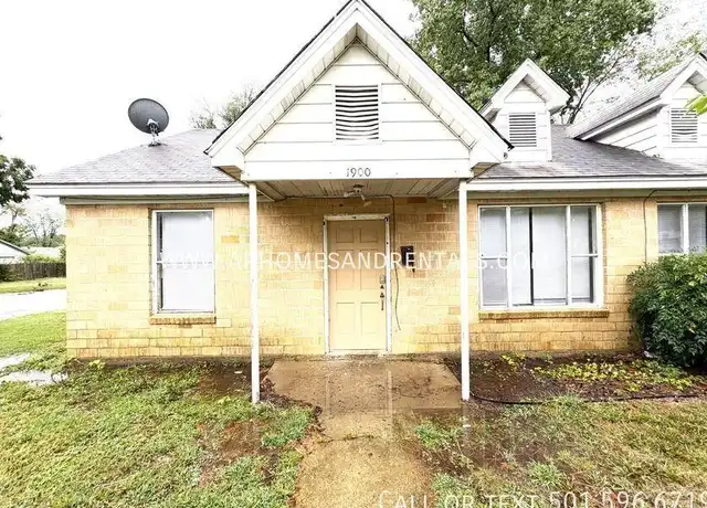 Property at 1900 W Short 17th St, North Little Rock, AR, 72114, 2 beds, 1 bath, [object Object]