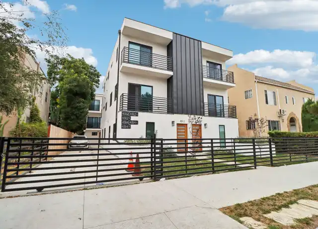 Property at 4512 Saint Elmo Dr Unit 4514, Los Angeles, CA, 90019, 3 beds, 2.5 baths, [object Object]
