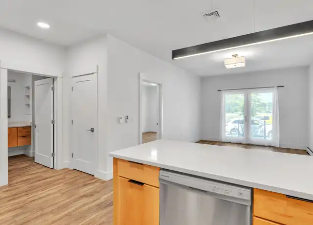 Property at 121 Shea Dr Unit 211, Colchester, VT, 05446, 1 bed, 1 bath, [object Object]