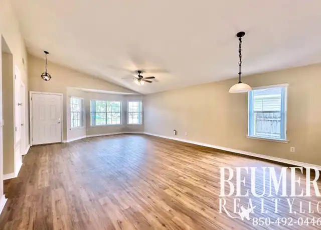 Property at 366 Mizzen Ln, Pensacola, FL, 32507, 3 beds, 2 baths, [object Object]