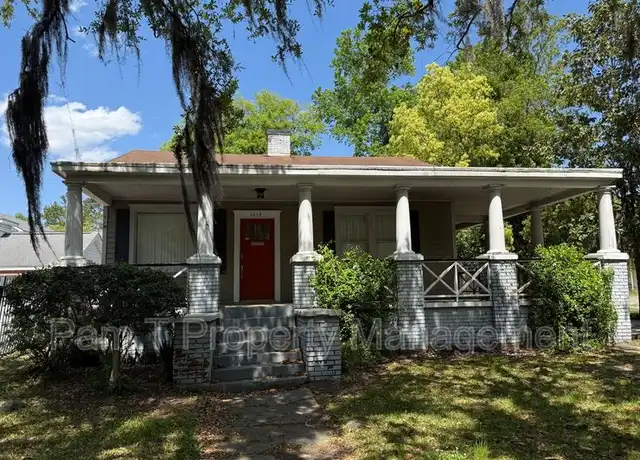 Property at 1112 E Victory Dr, Savannah, GA, 31404, 3 beds, 2 baths, [object Object]