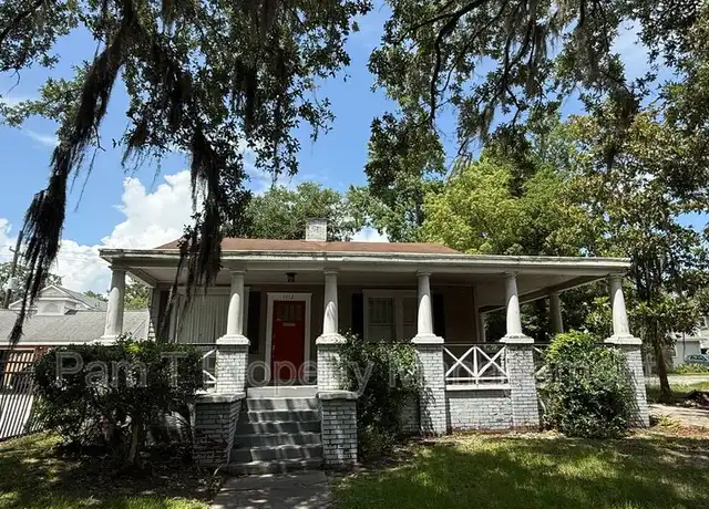 Property at 1112 E Victory Dr, Savannah, GA, 31404, 3 beds, 2 baths, [object Object]