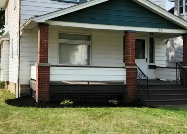 Property at 89 Crumlin Ave, Girard, OH, 44420, 3 beds, 1.5 baths, [object Object]