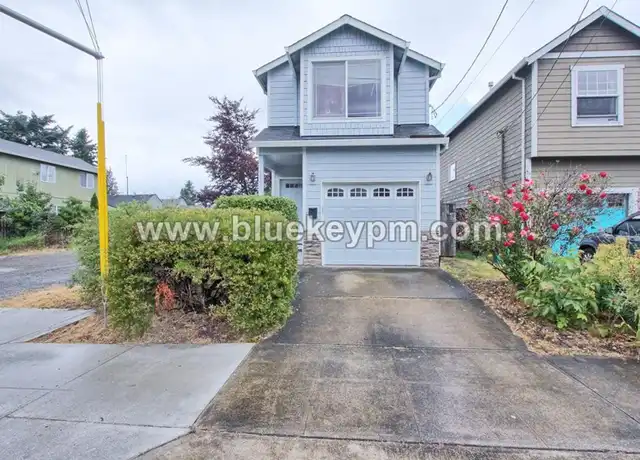 Property at 5403 SE Flavel St, Portland, OR, 97206, 3 beds, 2.5 baths, [object Object]