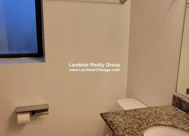 Property at 614 Elmwood Ave, Evanston, IL, 60202, 2 beds, 1 bath, [object Object]