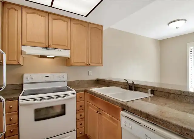 Property at 708 Cassaday Ct, San Jose, CA, 95136, 1 bed, 1 bath, [object Object]