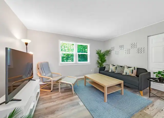 Property at 522 Eastmoor Blvd Unit A, Columbus, OH, 43209, 2 beds, 1 bath, [object Object]