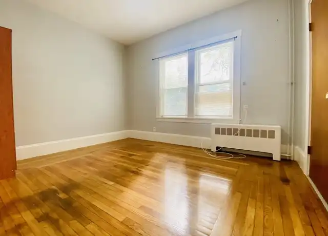 Property at 765 Broadway Unit 5, Chelsea, MA, 02150, 1 bed, 1 bath, [object Object]