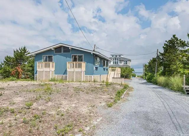 Property at 826 Dune Rd, Westhampton Beach, NY, 11978, 3 beds, 2 baths, [object Object]