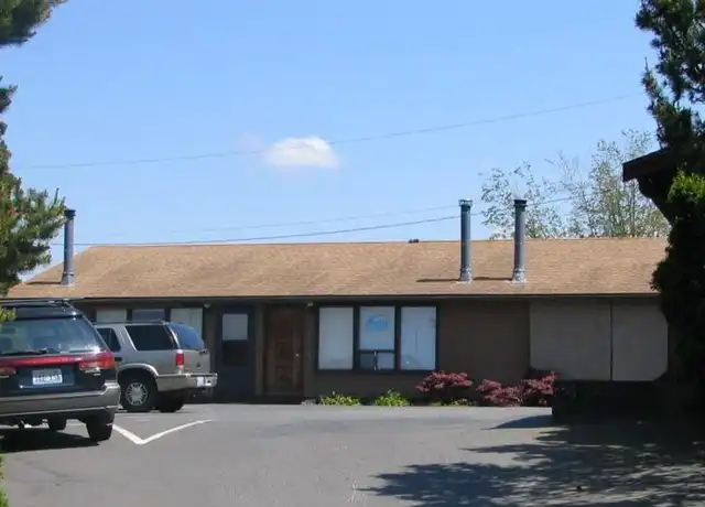 Property at 708 Meador Ave Unit 5, Bellingham, WA, 98225, 1 bed, 1 bath, [object Object]