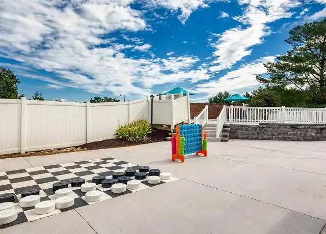 Property at The Everett - 4356 Old Garst Ml Rd, Cave Spring, VA, 24018, 1-2 bed, 1 bath, [object Object]