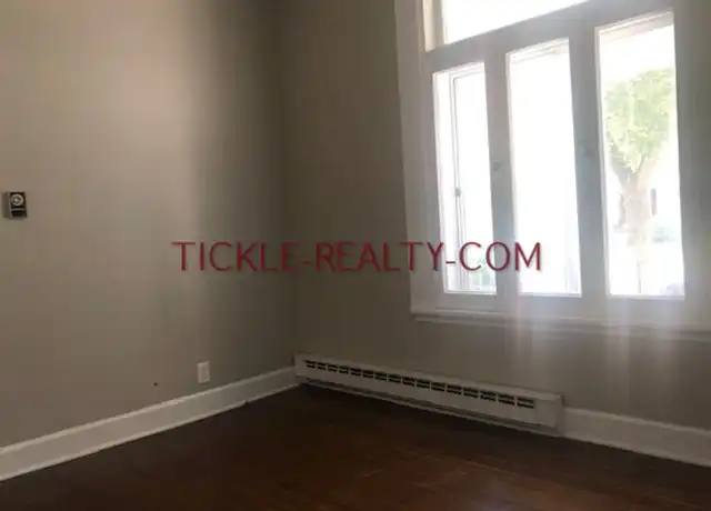 Property at 23 Portsmouth Ter Unit 1, Rochester, NY, 14607, 1 bed, 1 bath, [object Object]