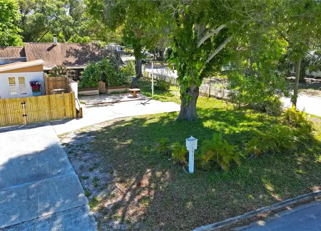 Property at 3901 31st St N, Saint Petersburg, FL, 33714, 2 beds, 2 baths, [object Object]
