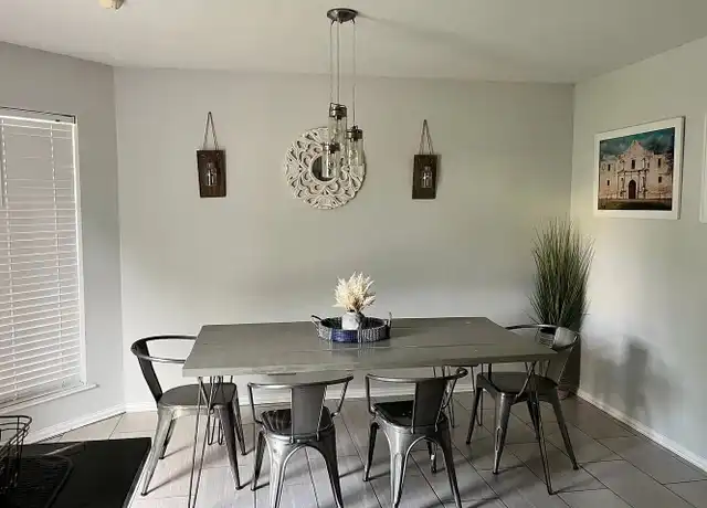 Property at 710 Claude W Black, San Antonio, TX, 78203, 1 bed, 1 bath, [object Object]