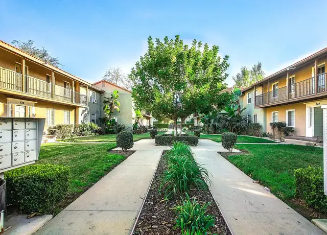 Photo of 645 W Pomona Blvd, Monterey Park, CA 91754