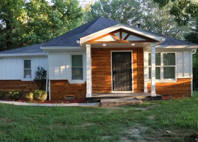 Property at 2040 Penelope St NW, Atlanta, GA, 30314, 2 beds, 2 baths, [object Object]