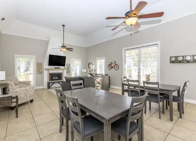 Property at The Newport Apartments - 3516 Banbury Dr, Riverside, CA, 92505, 1-2 bed, 1-2 bath, [object Object]
