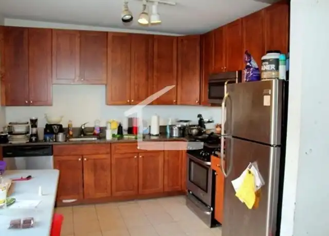 Property at 878 Huntington Ave, Boston, MA, 02115, 4 beds, 2 baths, [object Object]