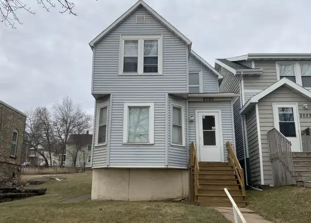 Property at 2025 W 3rd St Unit 2, Duluth, MN, 55806, 2 beds, 1 bath, [object Object]