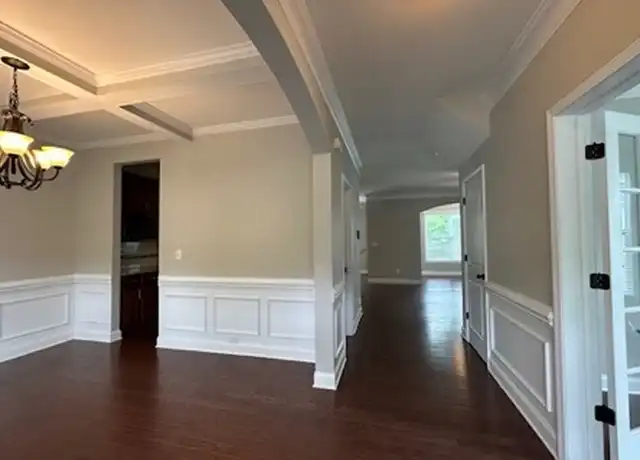 Property at 6034 Trailwater Rd, Charlotte, NC, 28278, 4 beds, 2 baths, [object Object]