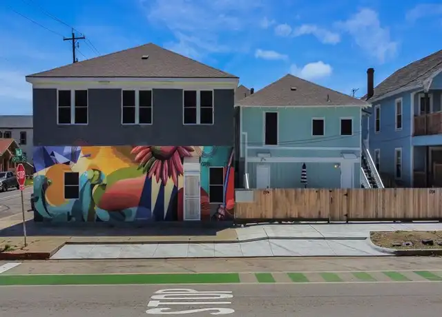 Property at 1708 19th St Unit 2, Galveston, TX, 77550, 2 beds, 1 bath, [object Object]