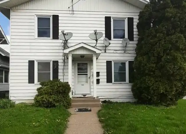 Property at 1634 W 17th St Unit 1634, Davenport, IA, 52804, 2 beds, 1 bath, [object Object]