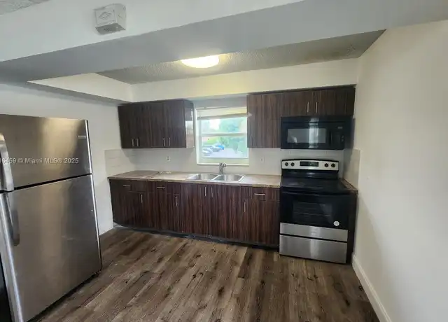 Property at 4117 Woodside Dr Unit 2, Coral Springs, FL, 33065, 3 beds, 2 baths, [object Object]