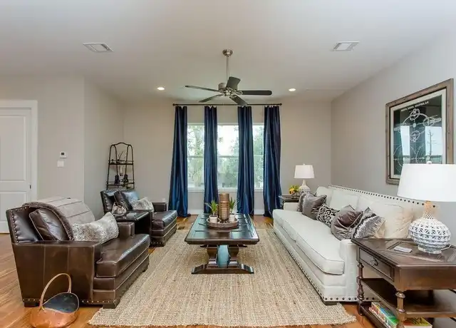 Property at 3305 Jefferson St Unit B, Houston, TX, 77003, 3 beds, 3.5 baths, [object Object]