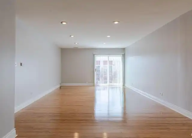 Property at 1005 Des Plaines Ave, Forest Park, IL, 60130, 1 bed, 1 bath, [object Object]