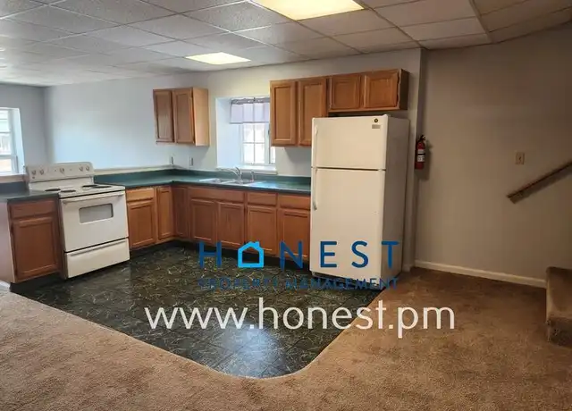 Property at 17 Mechanic St Unit 5, Gardiner, ME, 04345, 1 bed, 1 bath, [object Object]