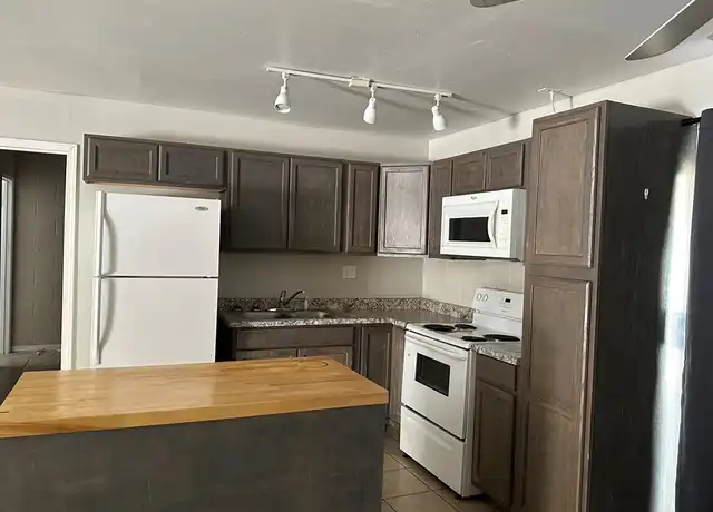 Property at 2929 E Elm Ave Unit 2, Las Vegas, NV, 89101, 2 beds, 2 baths, [object Object]