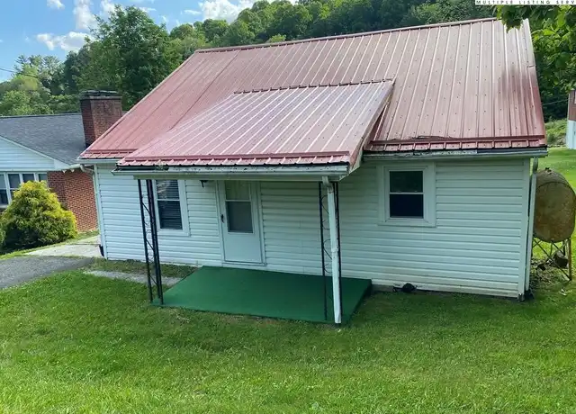 Property at 605 N Jefferson Ave, West Jefferson, NC, 28694, 2 beds, 1 bath, [object Object]