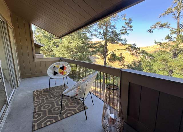 Photo of 2075 Ascot Dr #221, Moraga, CA 94556